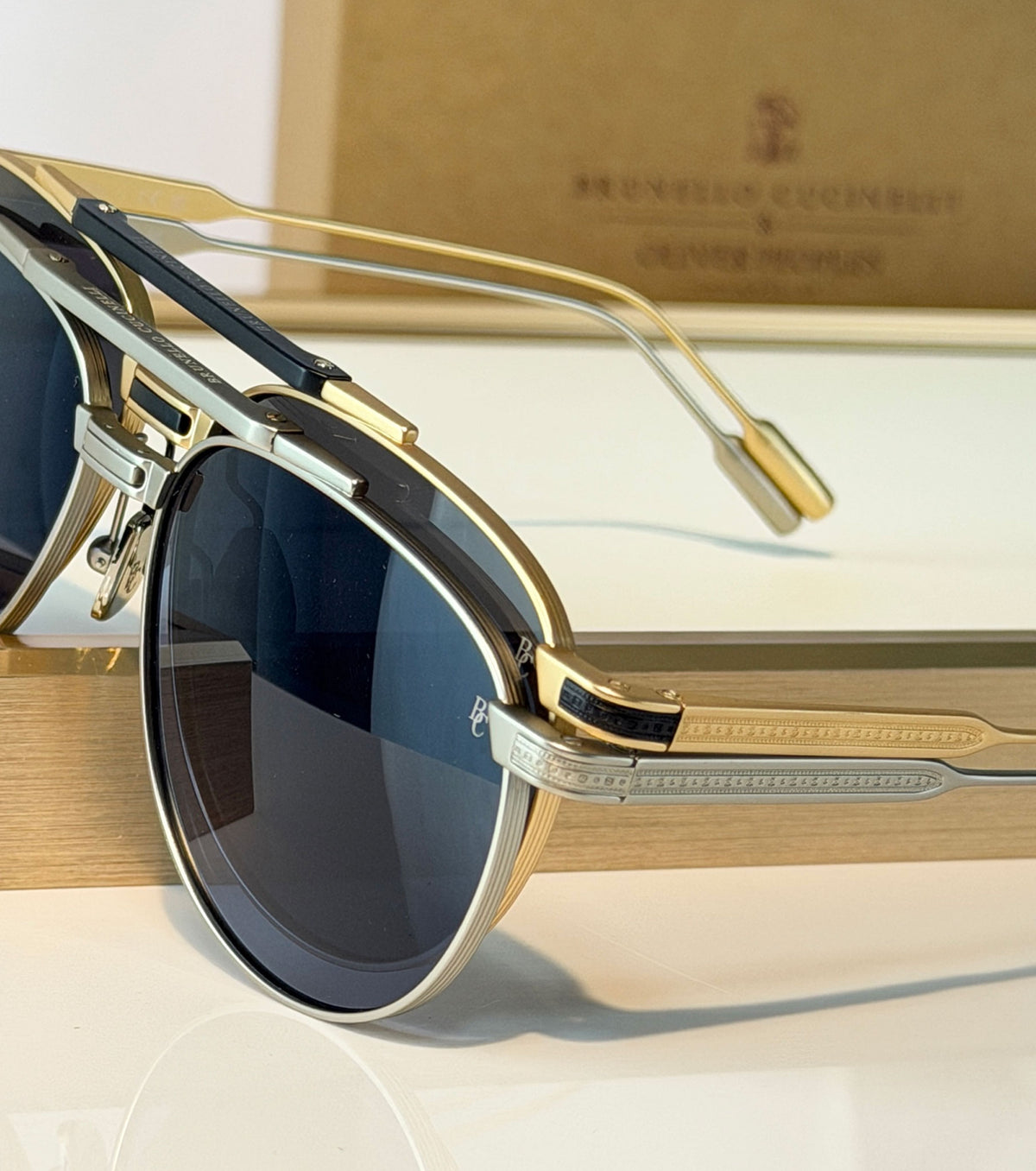Aviator-style metal sunglasses