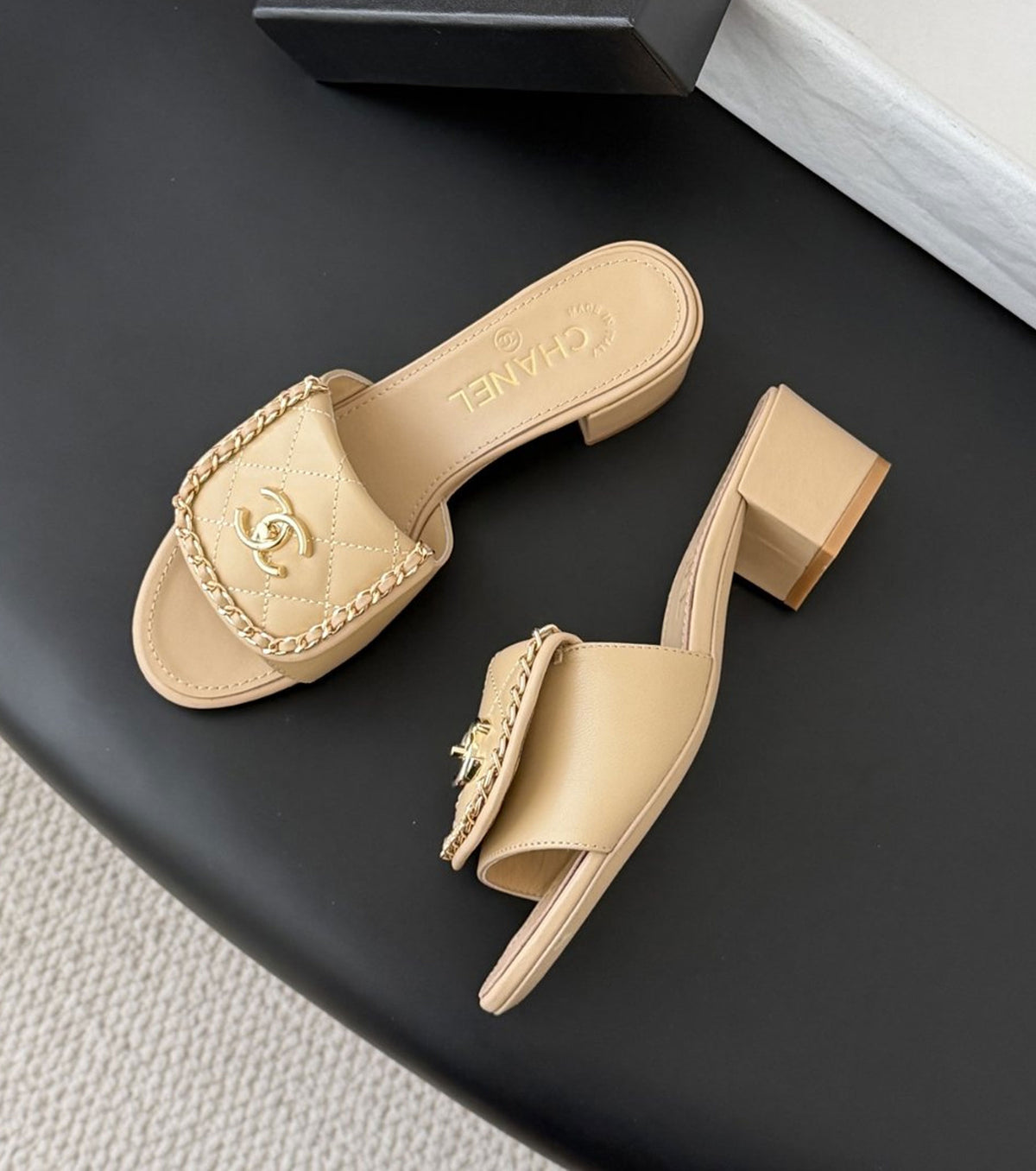 Mules Sandals