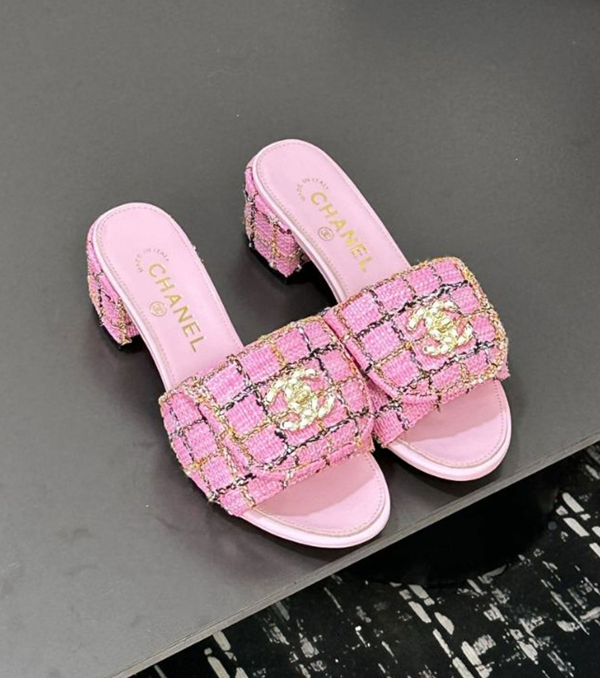 Mules Sandals
