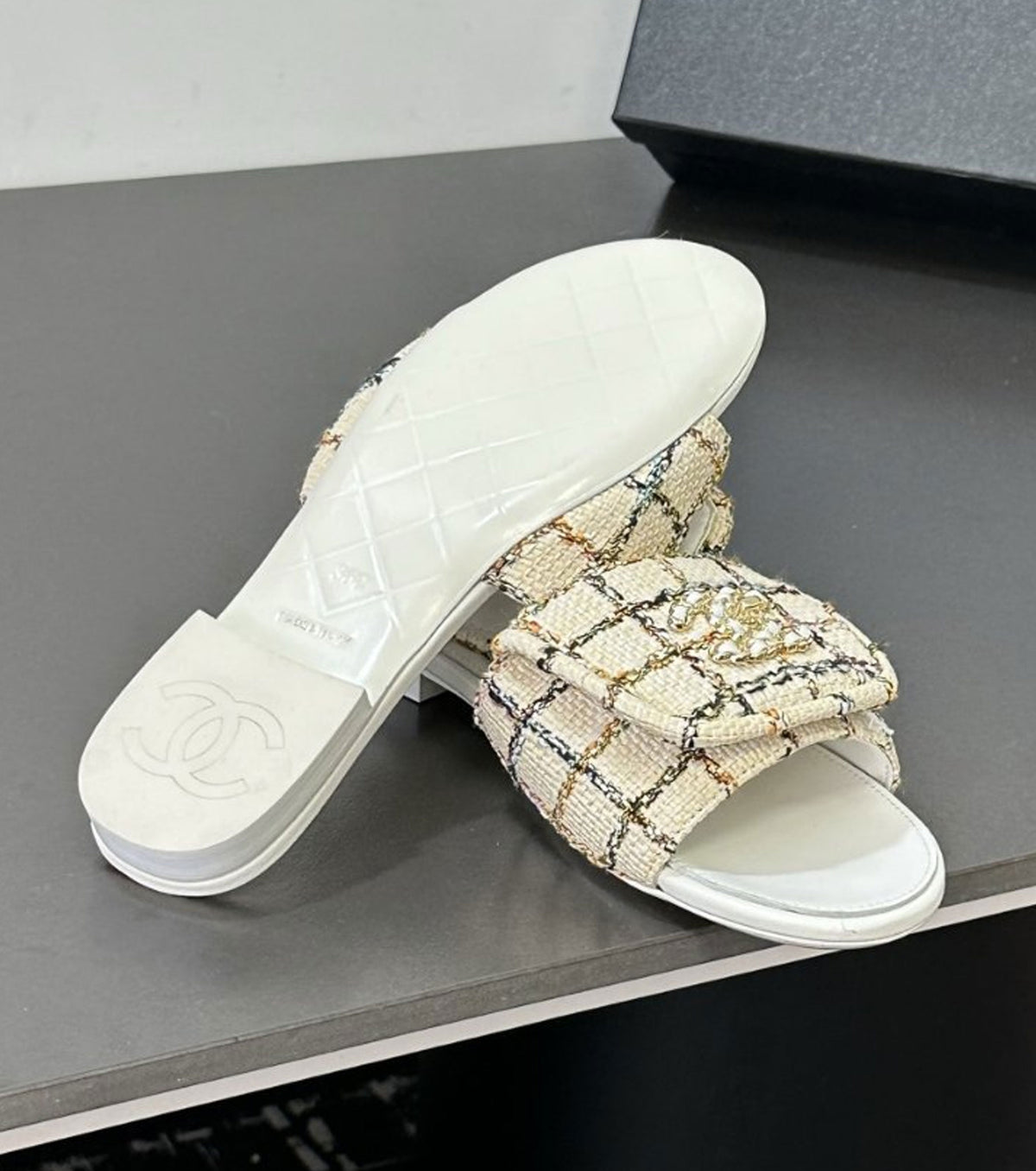 Mules Sandals
