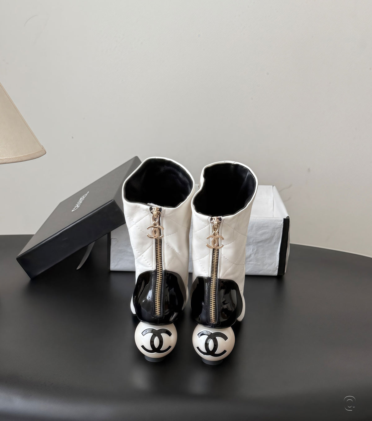 Mid-calf boots with pearl heel