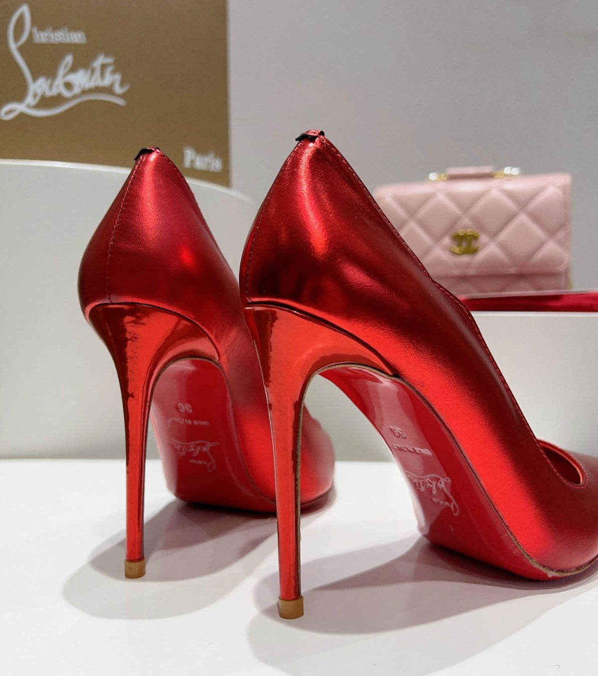 Hot Chic 100 Pumps