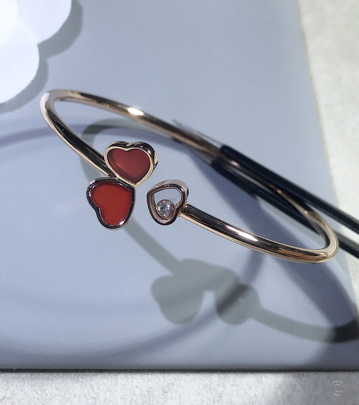 Твърда гривна HAPPY HEARTS