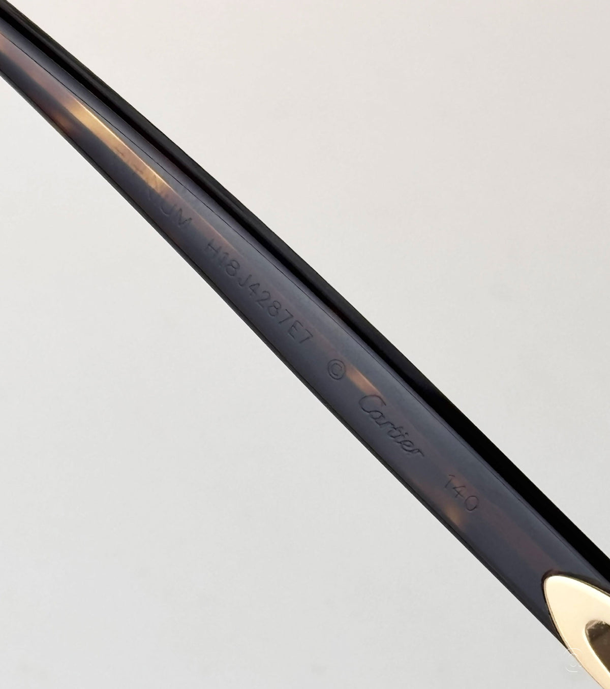 Sunglasses with Elongated C motif