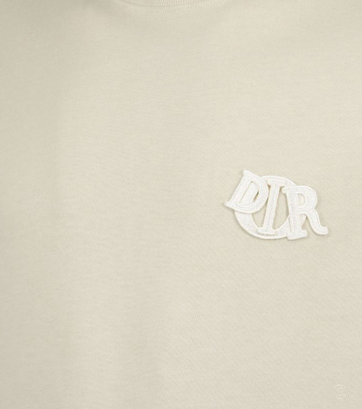 Charm T-Shirt DR4040