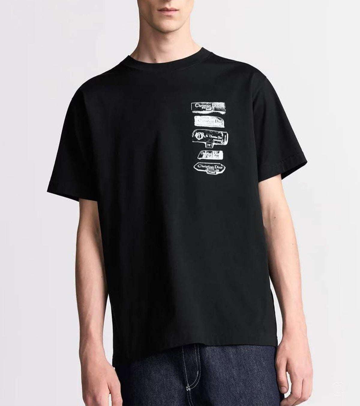 Close-up of Archives Labels T-Shirt - Fashion Dose