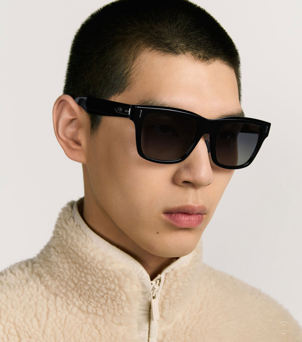 Tailoring SUNGLASSES