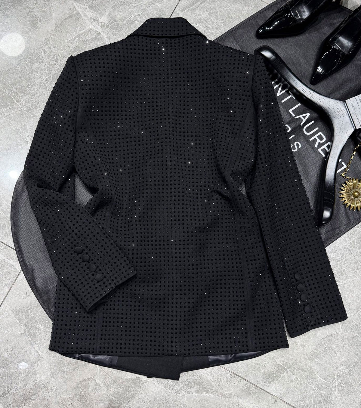 Дамско сако с кристали