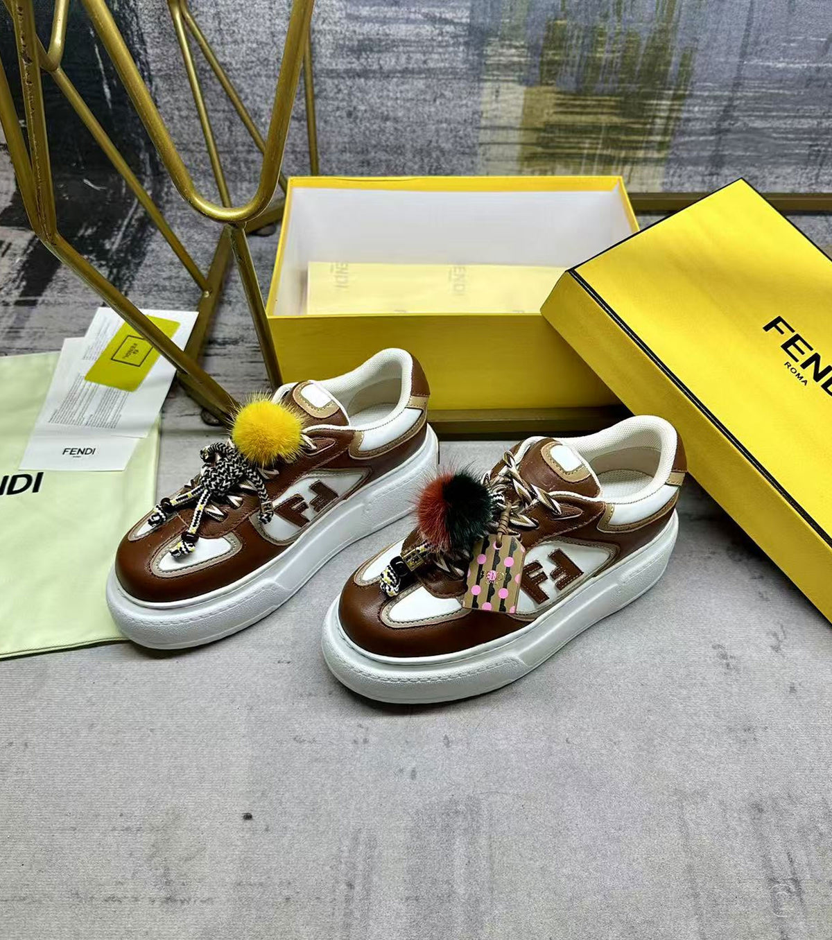 Match Low top platform shoes