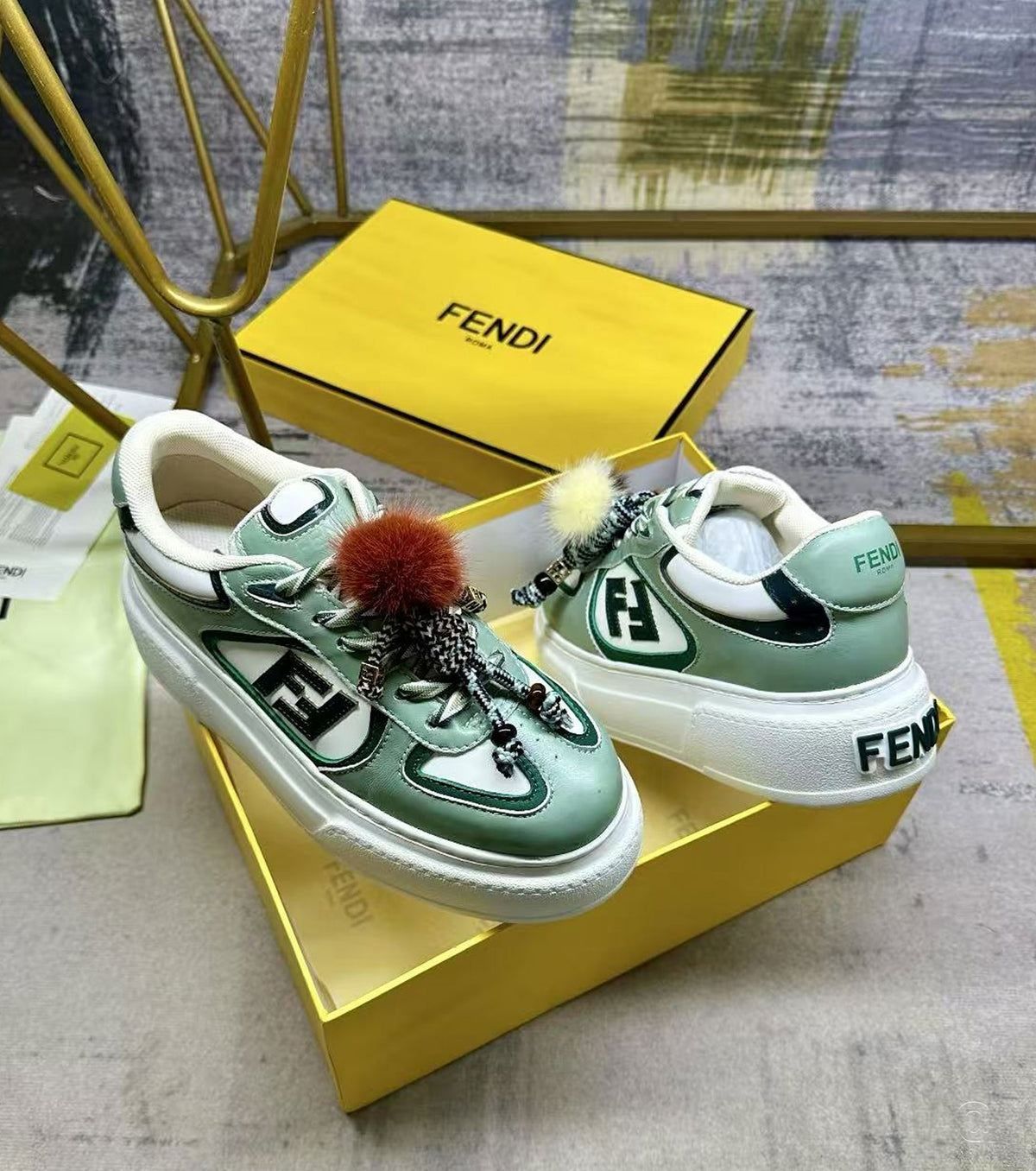 Match Low top platform shoes