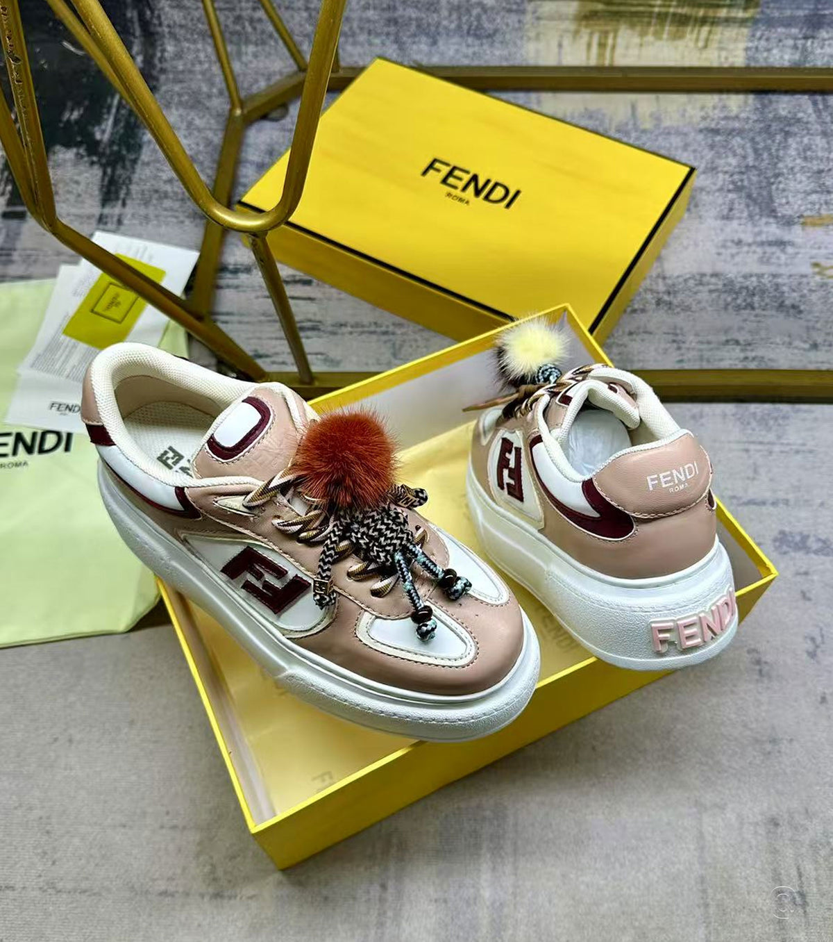 Match Low top platform shoes