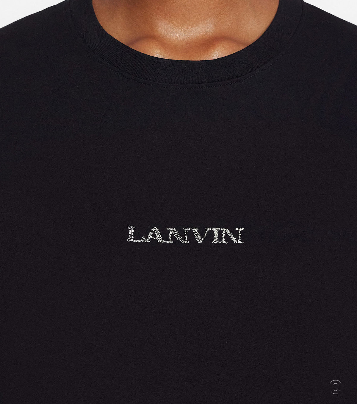 Logo Embroidered T-Shirt LVN4010