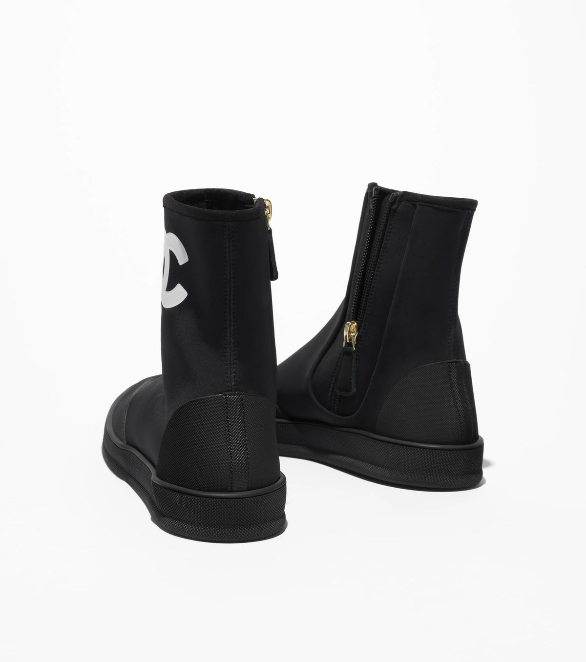 Short boots