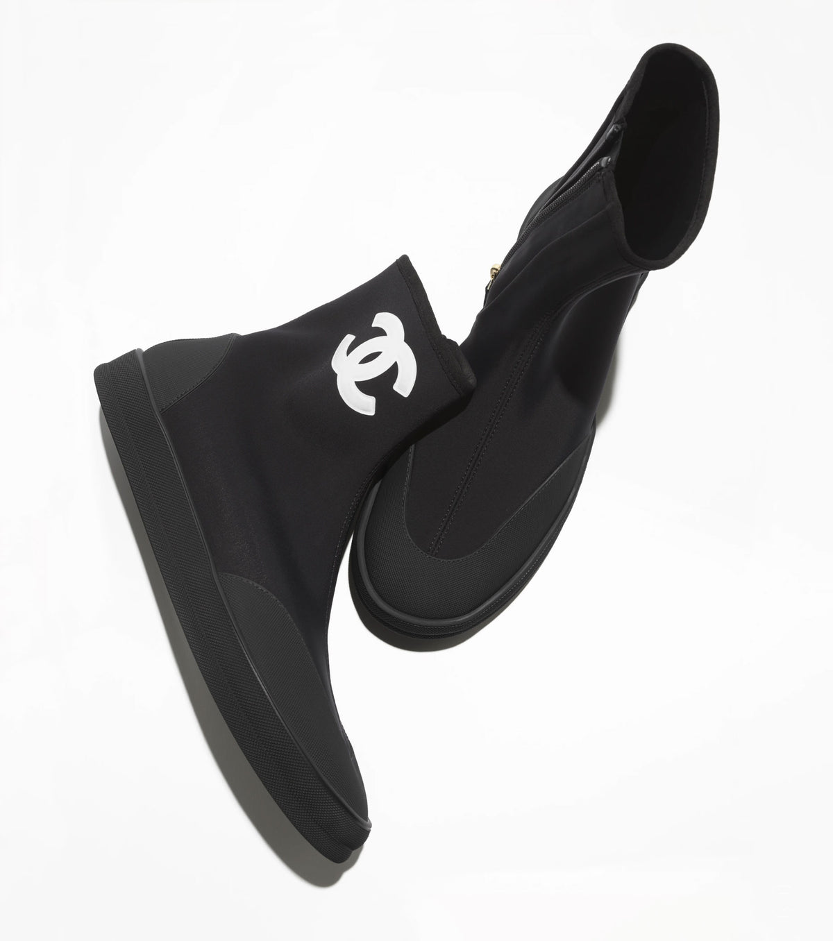 Short boots