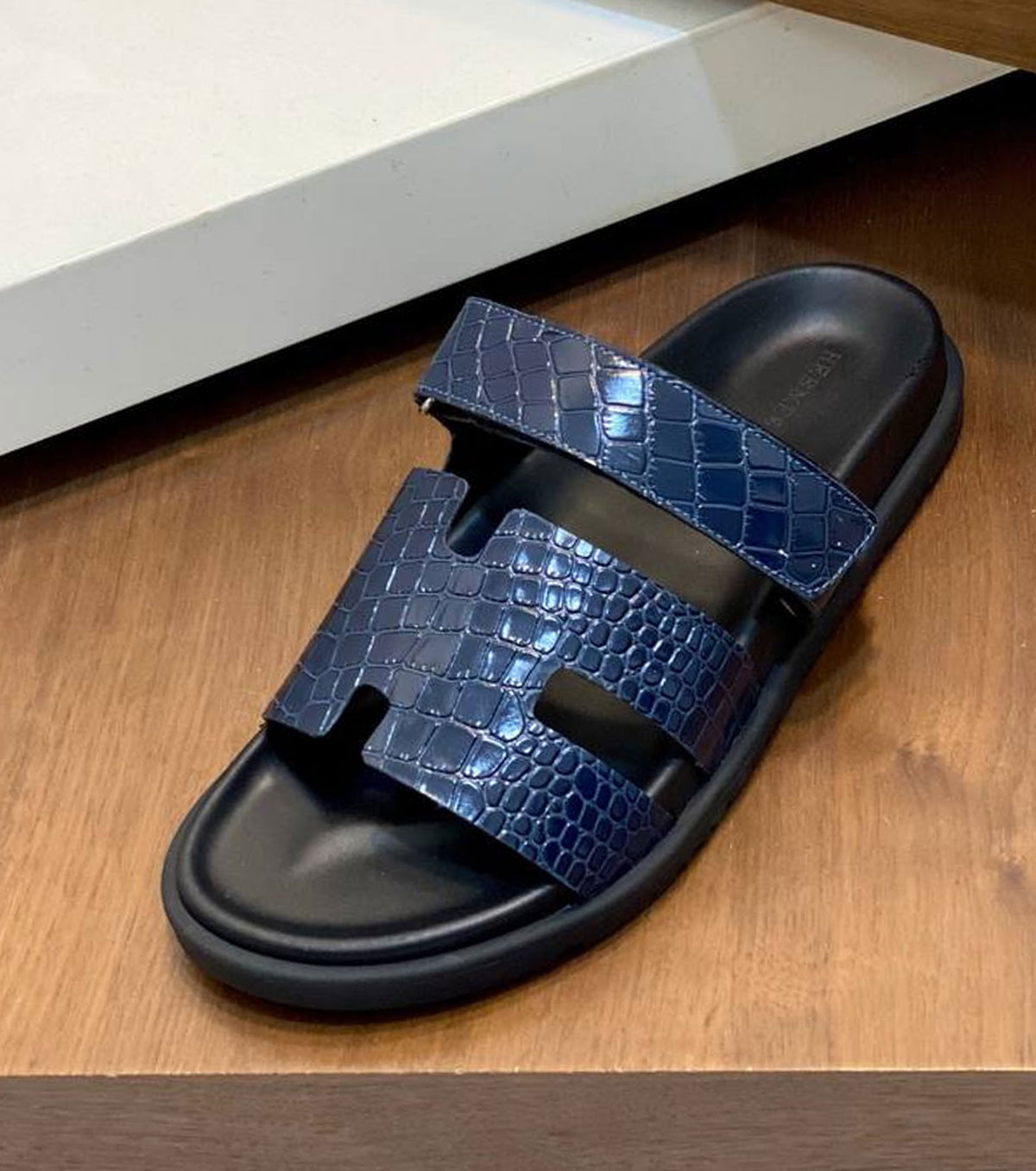 Men Chypre Sandal