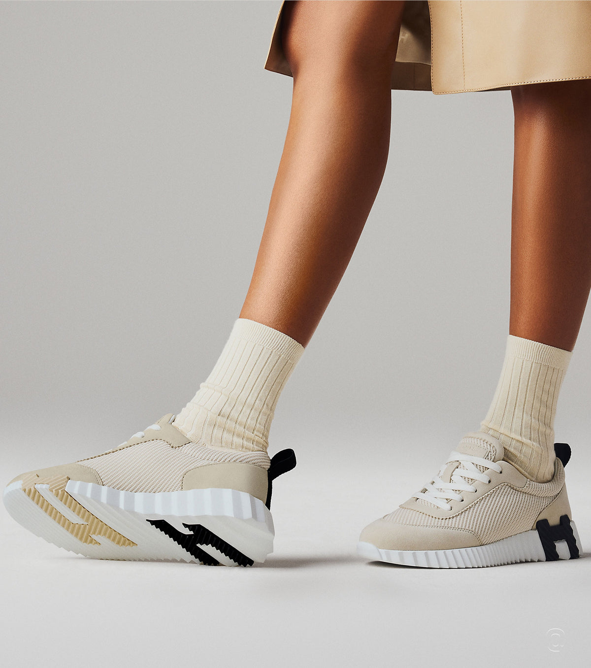 Bouncing sneaker