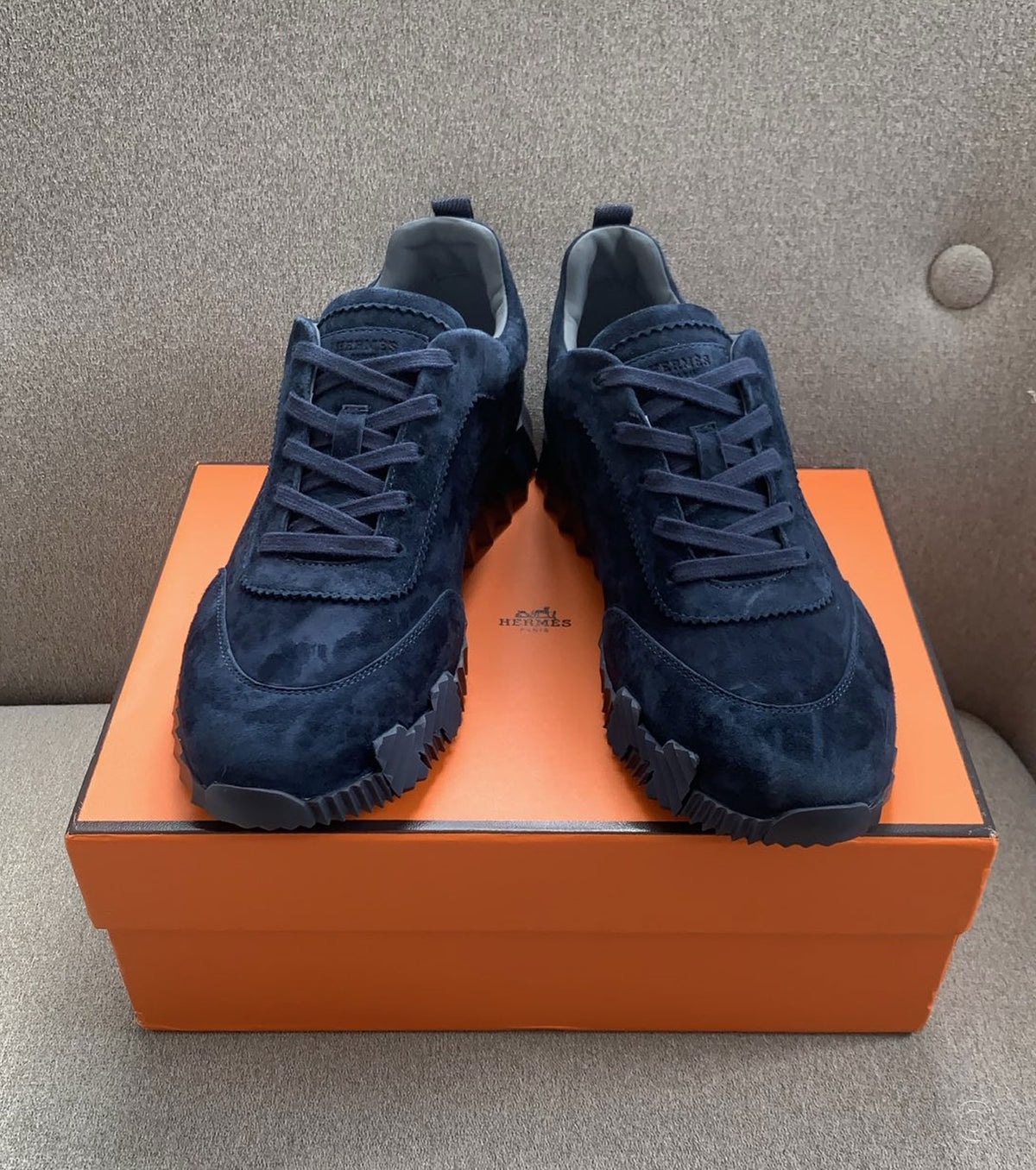 Bouncing sneaker