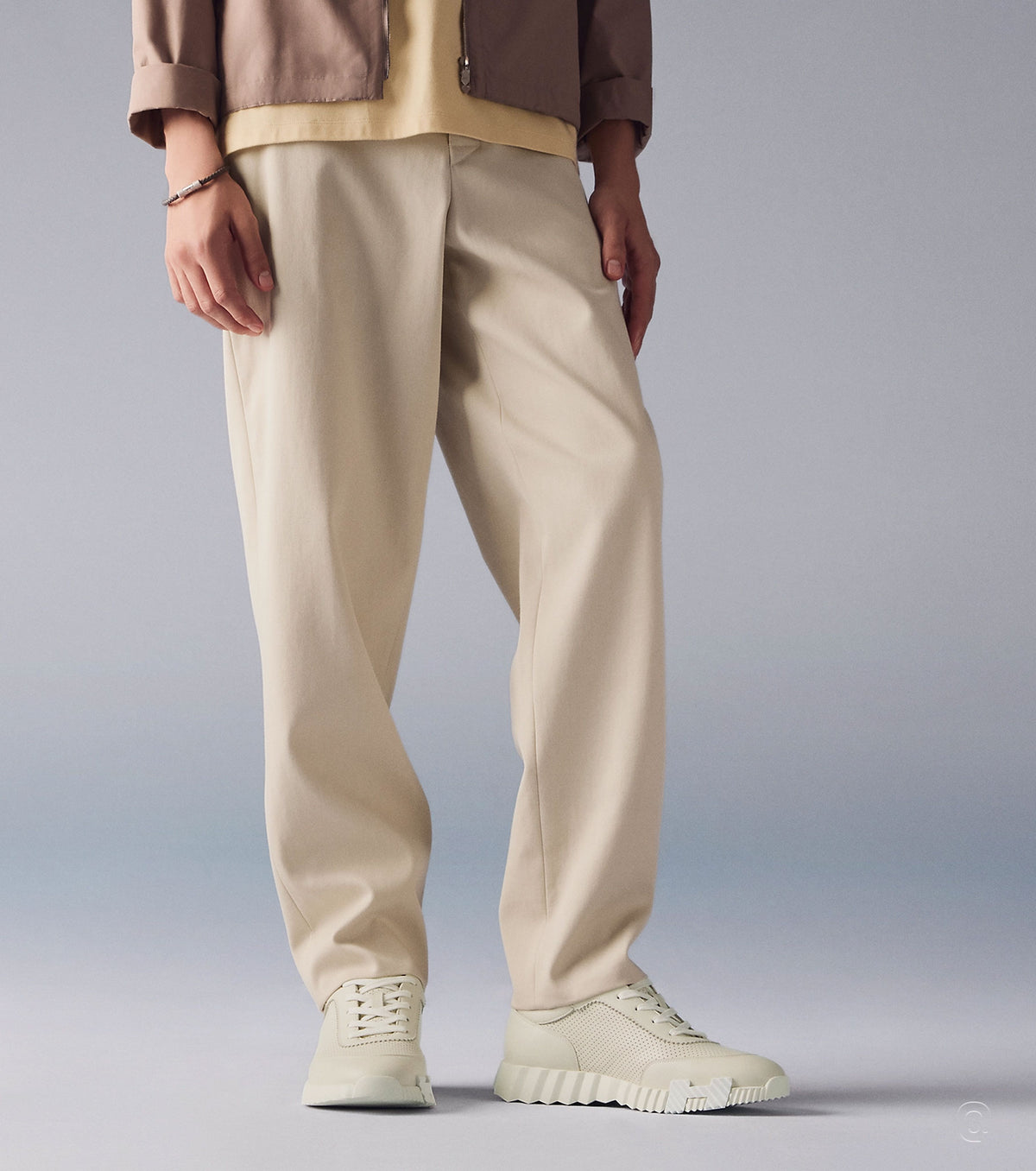 Bouncing sneaker