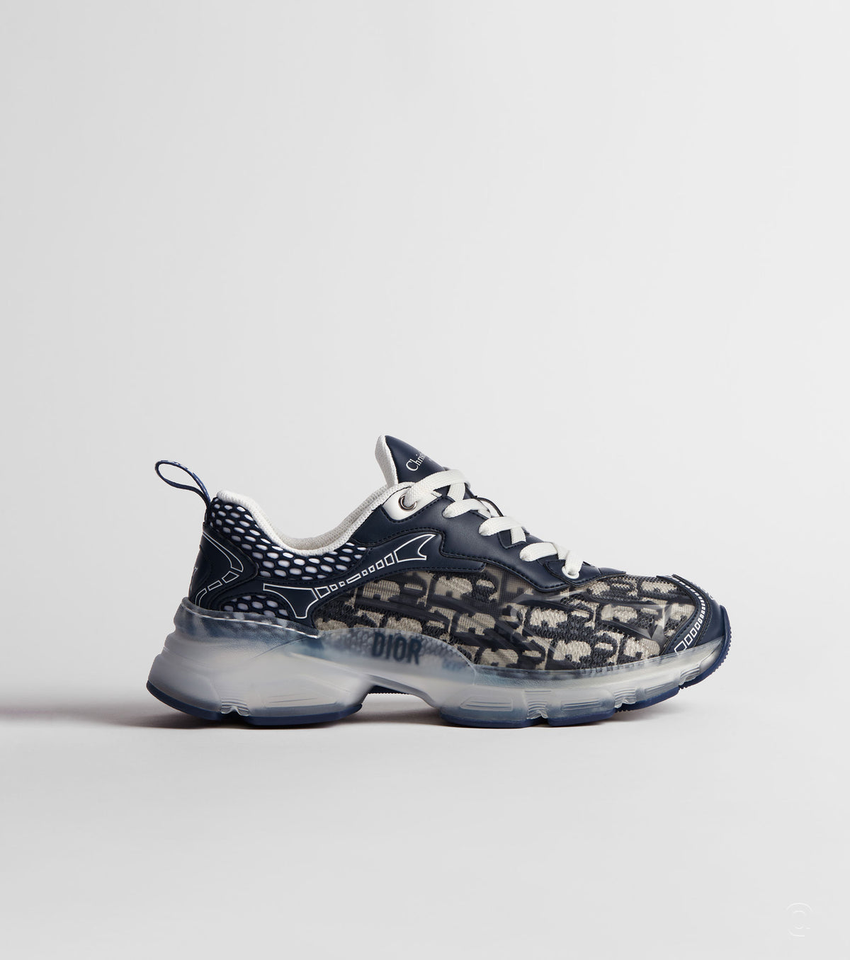 Vibe Sneaker
