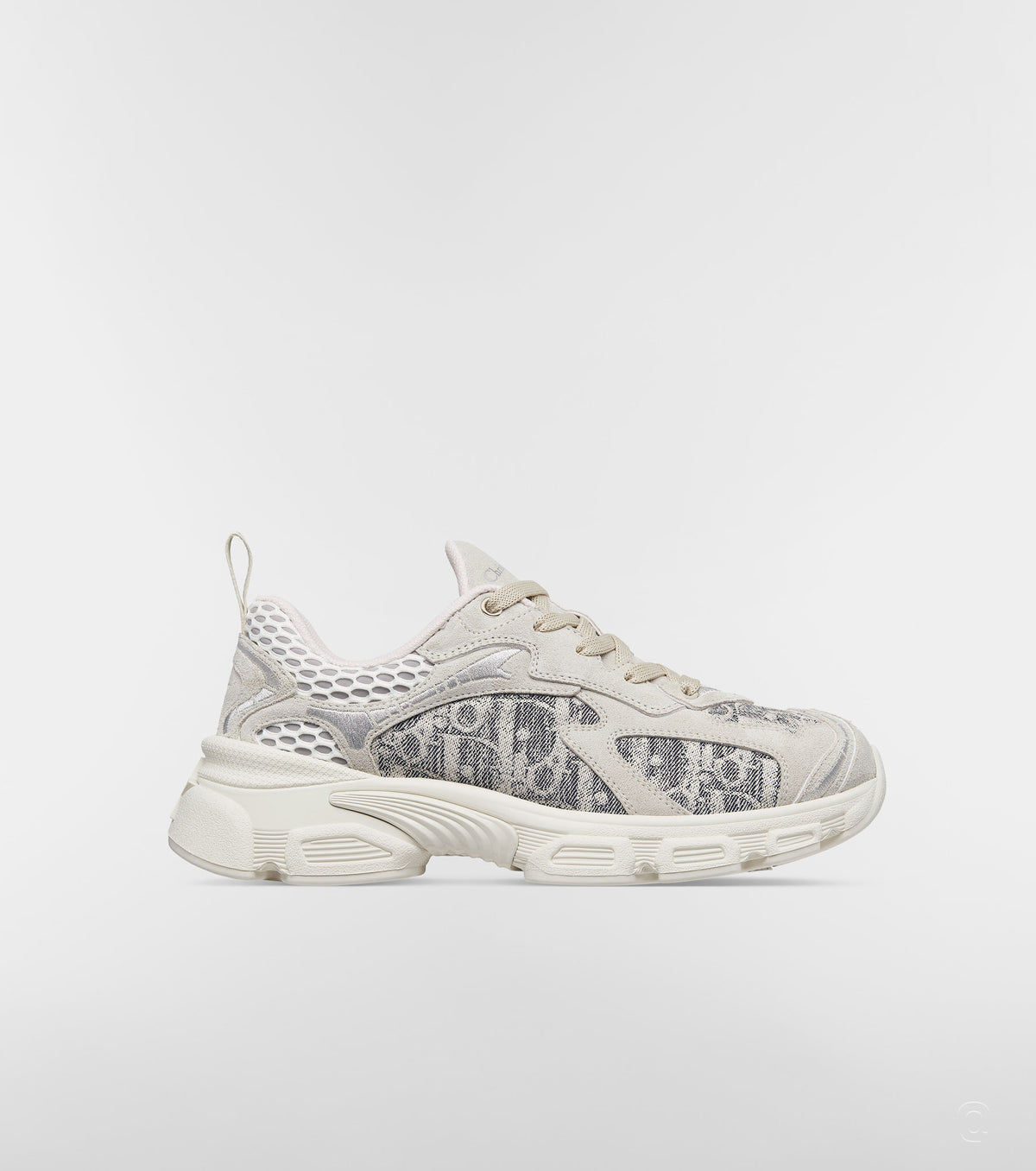 Vibe Sneaker