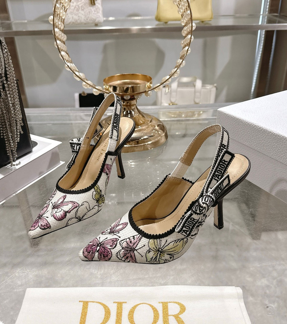 J'Adior Slingback Pump