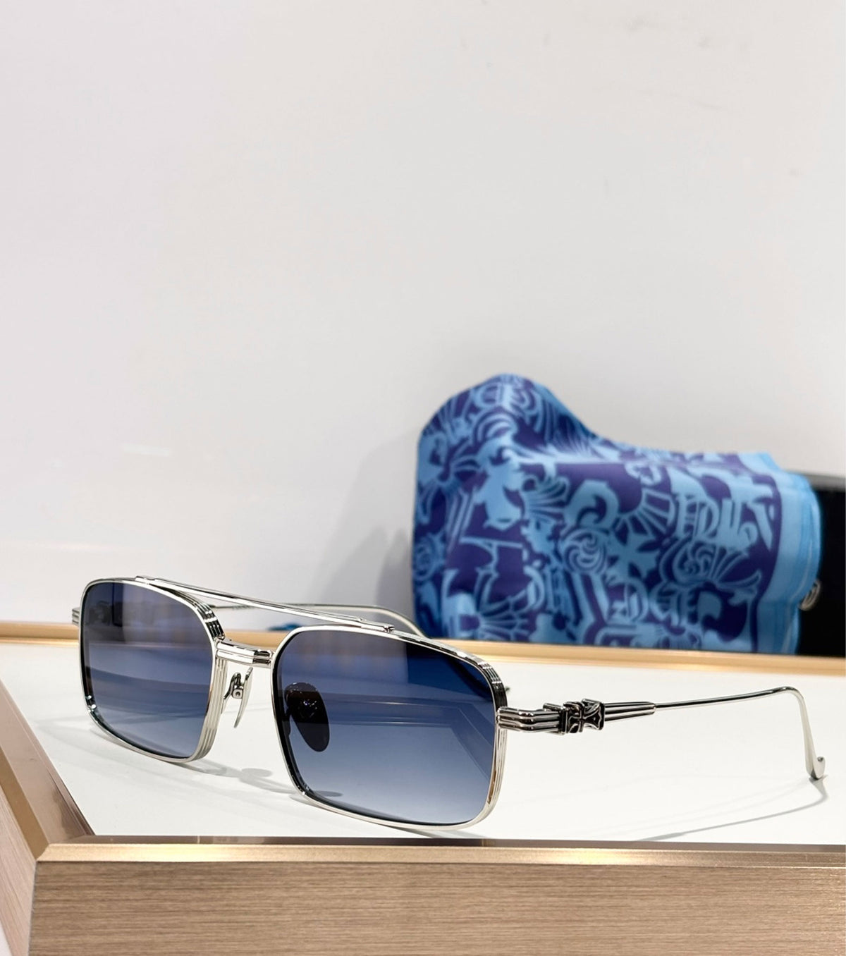 LICK.N sunglasses