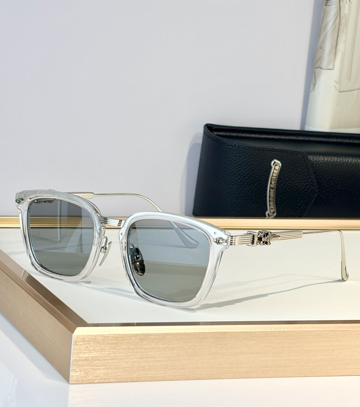 OVERPOKED sunglasses