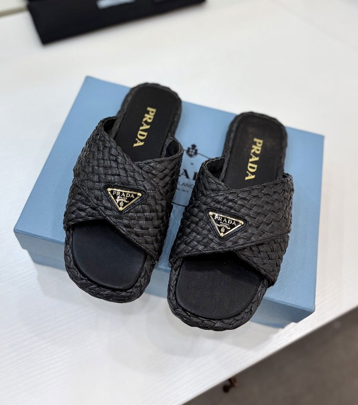 Women sandals
