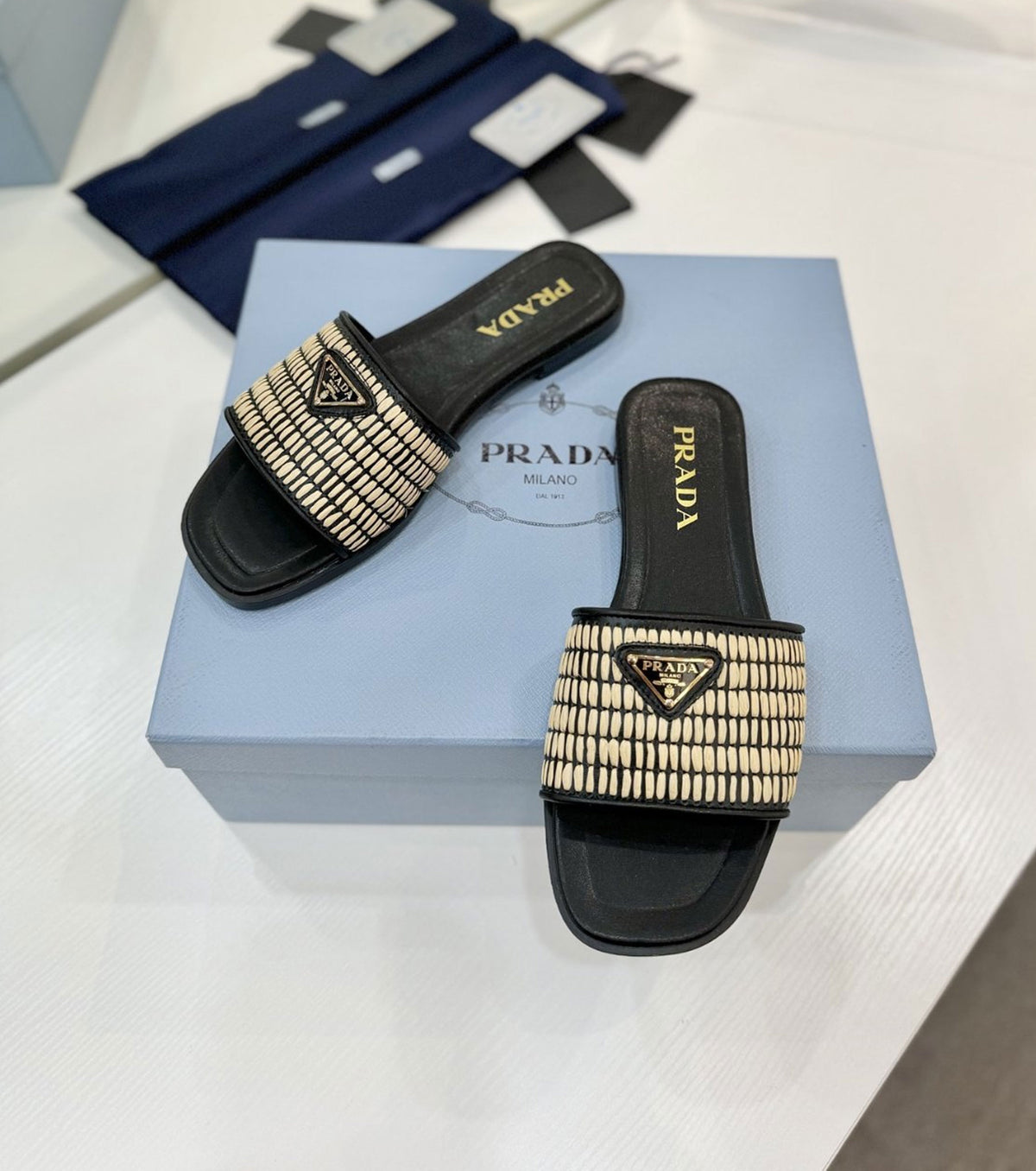 Rafia sandals