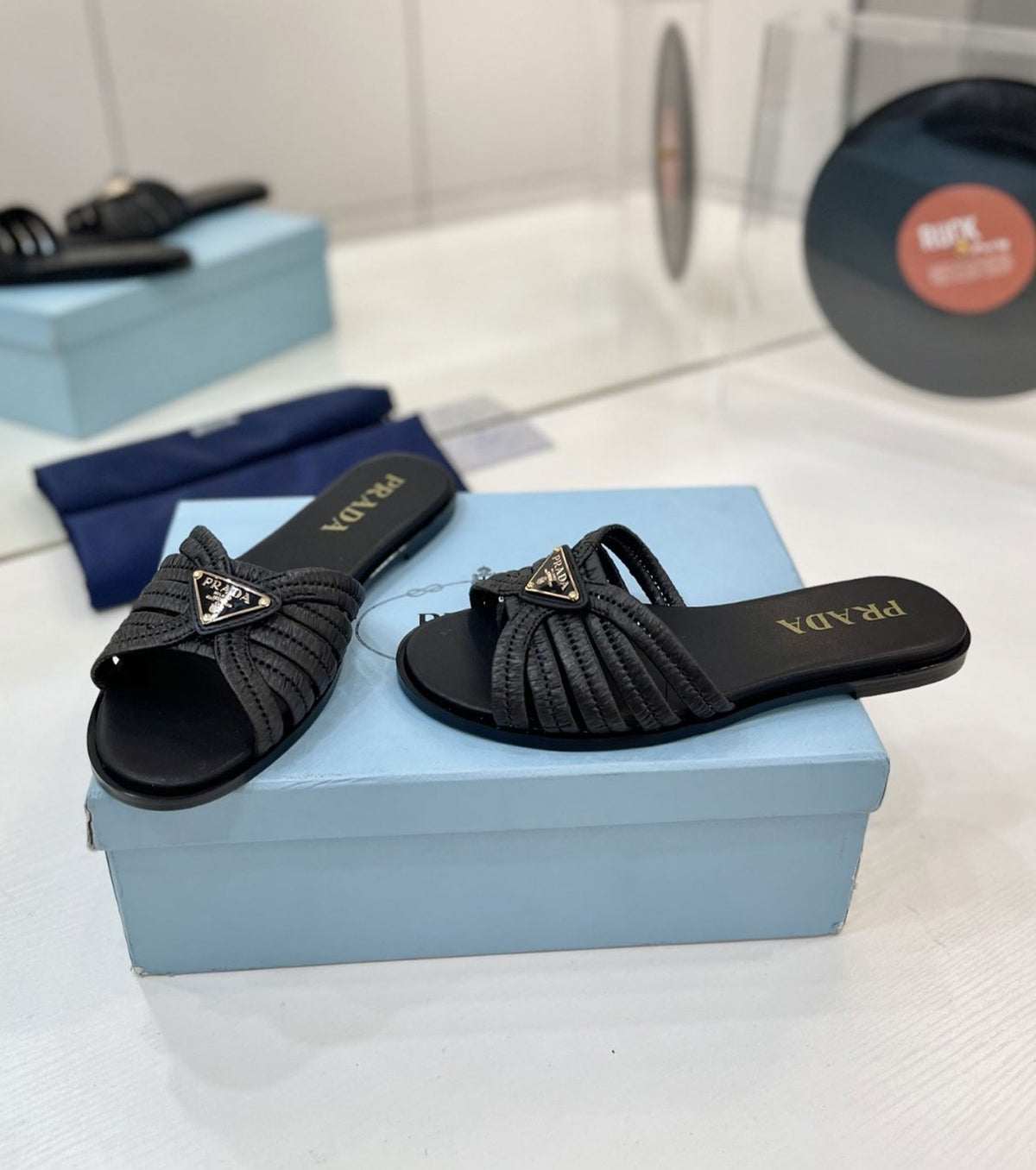 Rafia slides