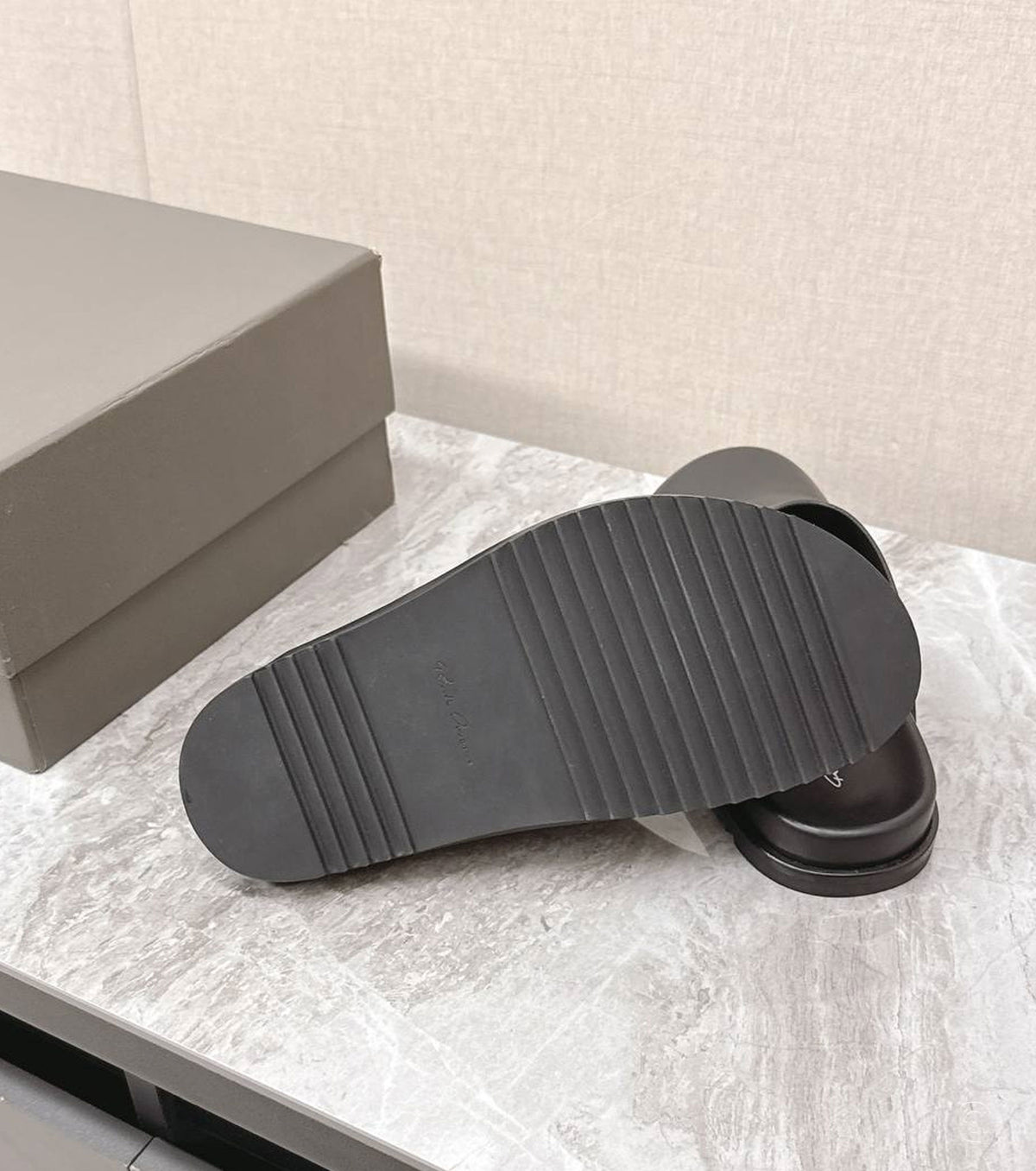 Granola Leather Slippers