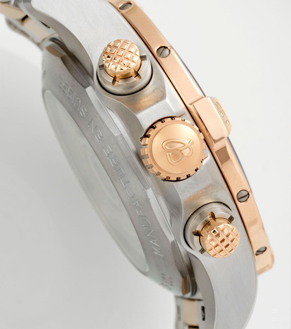 Avenger B01 Chronograph 45