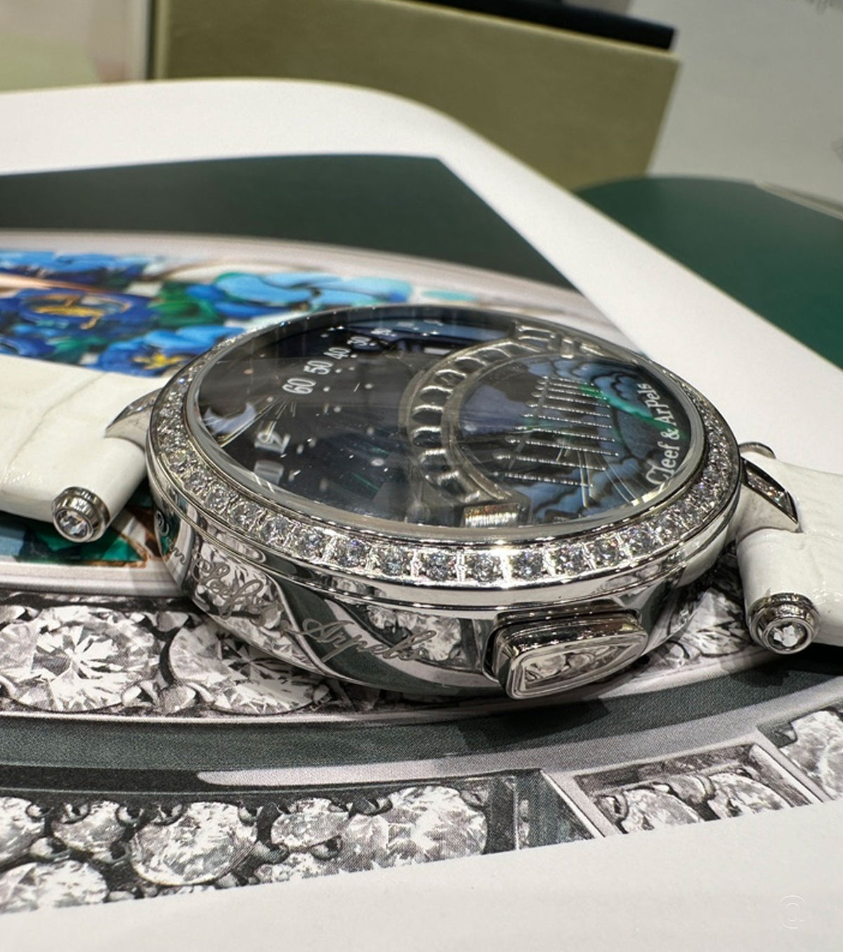 Lady Arpels Pont des Amoureux watch