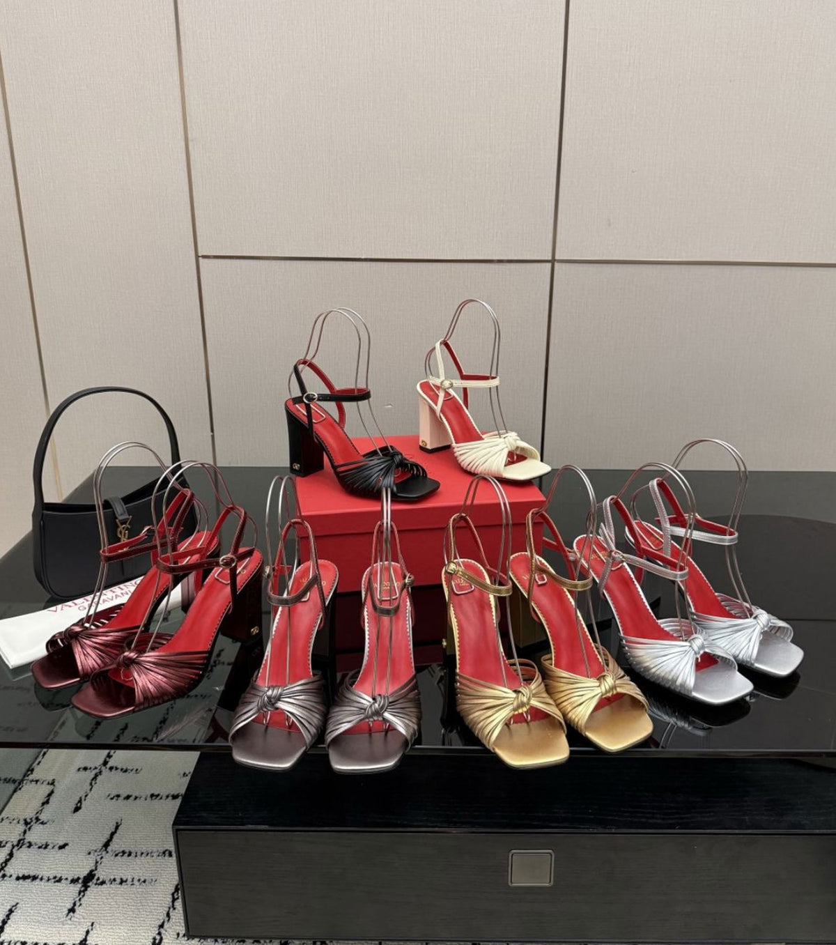 Annet Sandals