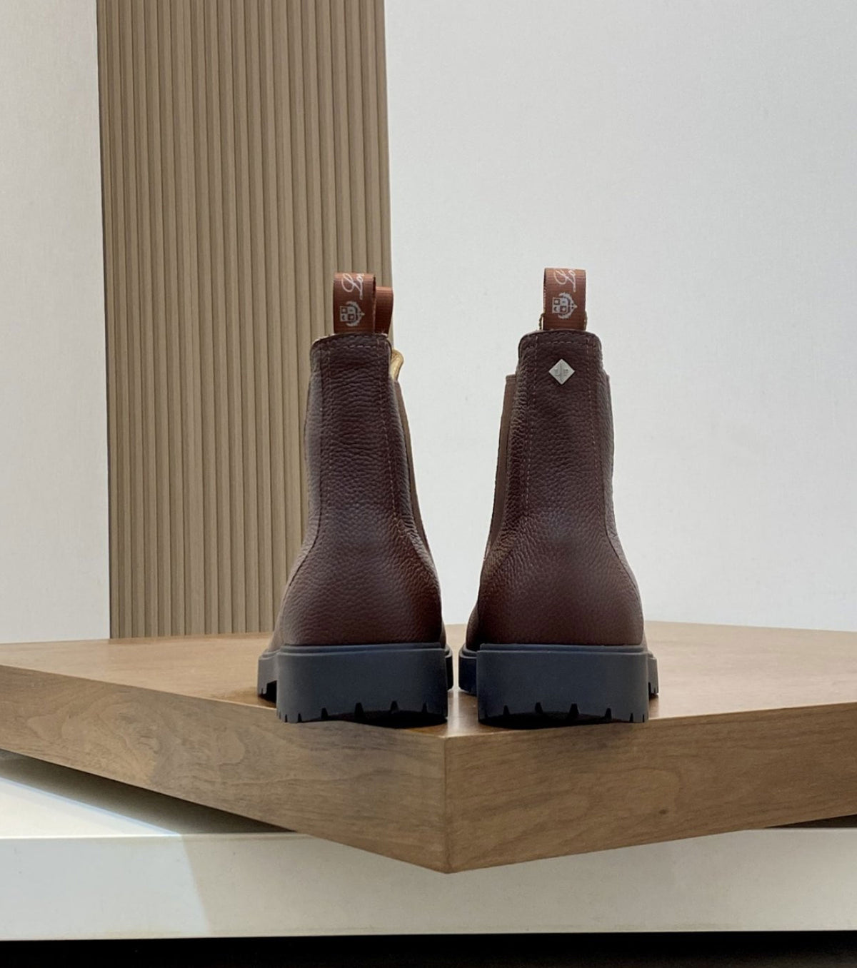 Dover Walk Leather Chelsea Boots