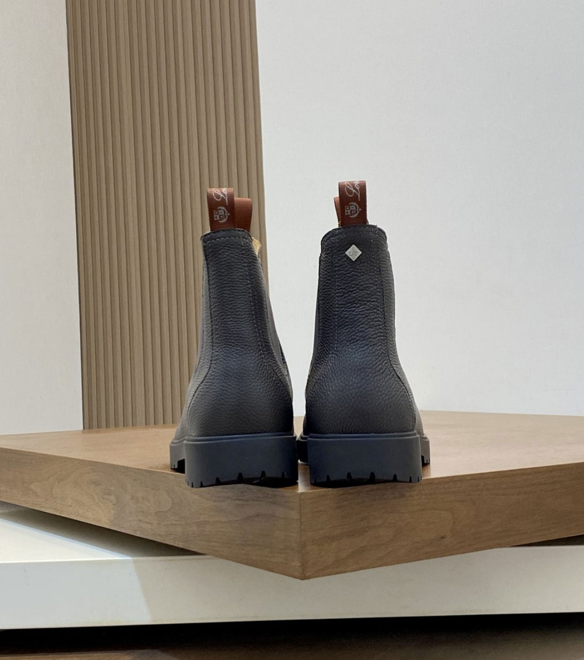 Dover Walk Leather Chelsea Boots