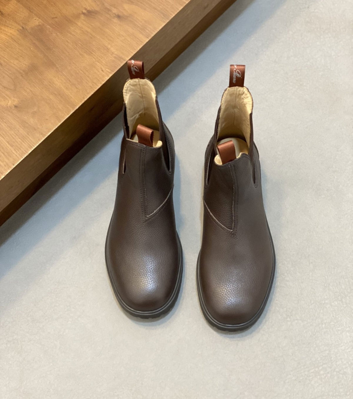 Dover Walk Leather Chelsea Boots