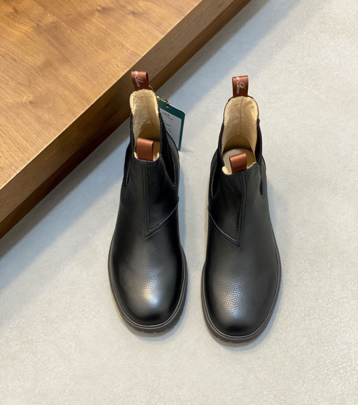 Dover Walk Leather Chelsea Boots
