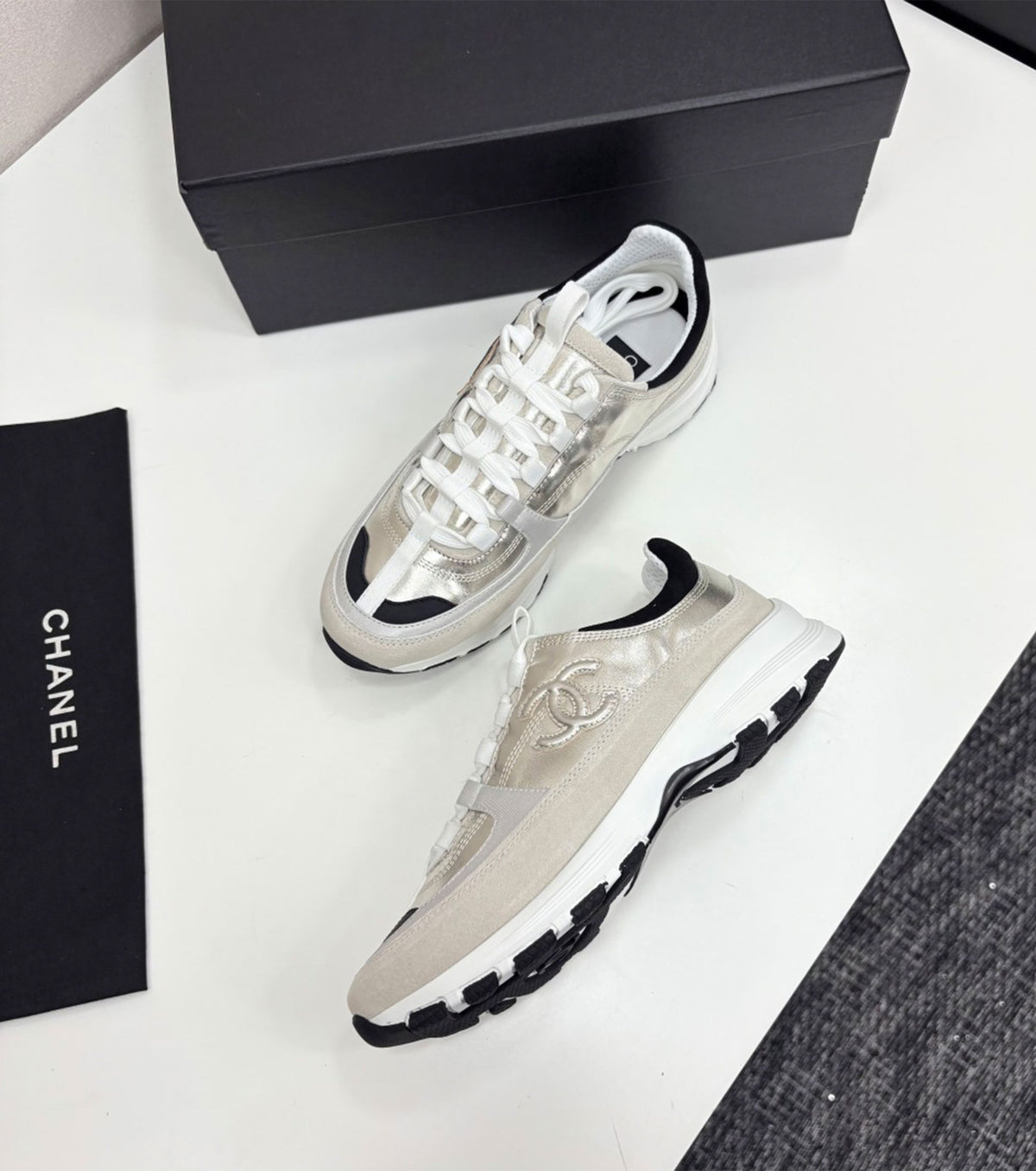 Metier D'Art Sneakers