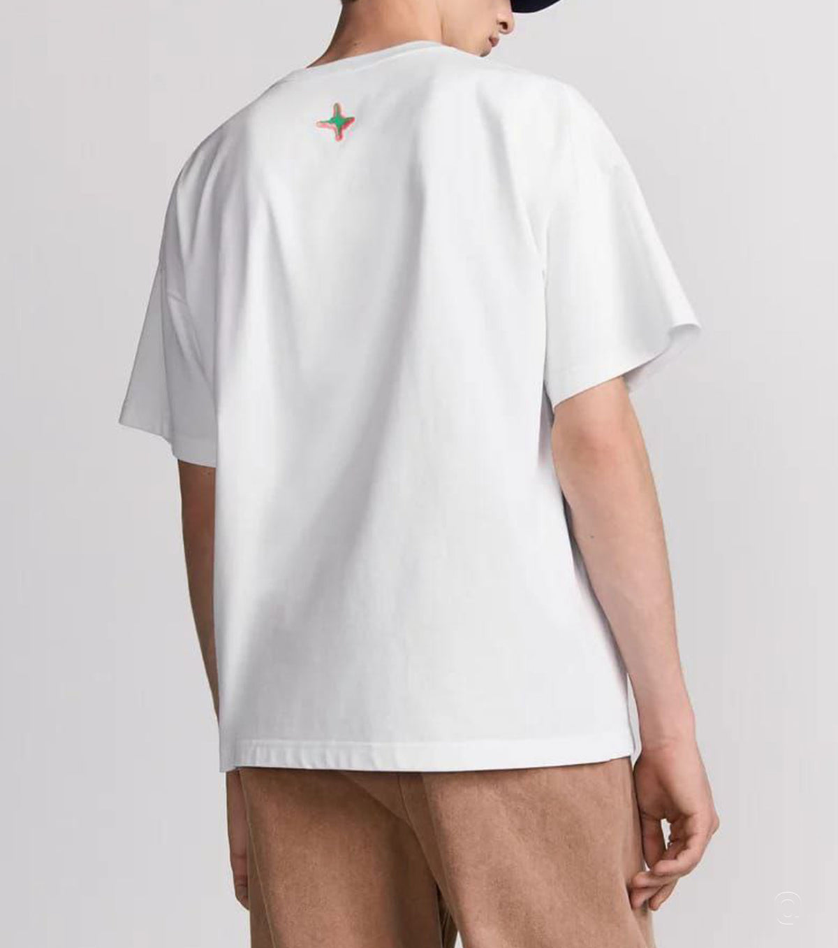 Back of model wear Louis Hamilton T-shirt - Fashion Dose