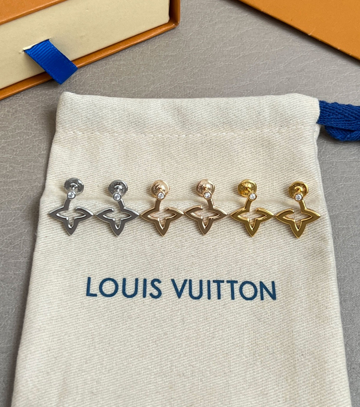 Обеци Ombre Blossom Mini