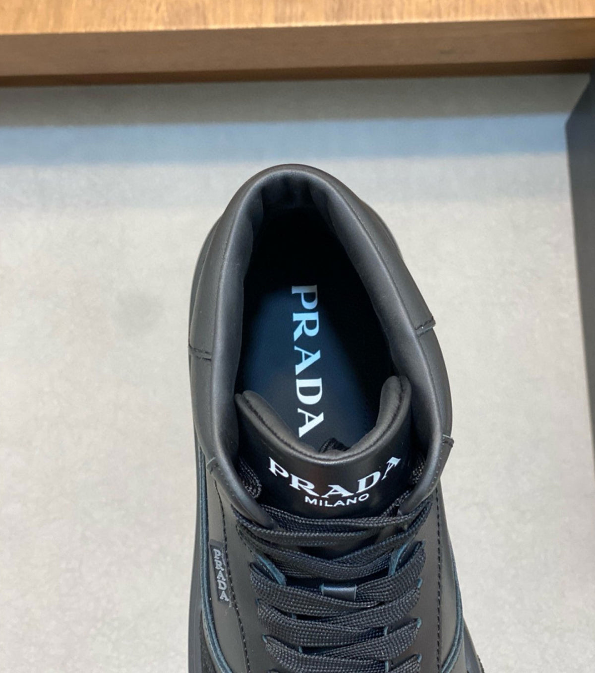 High Leather Sneaker