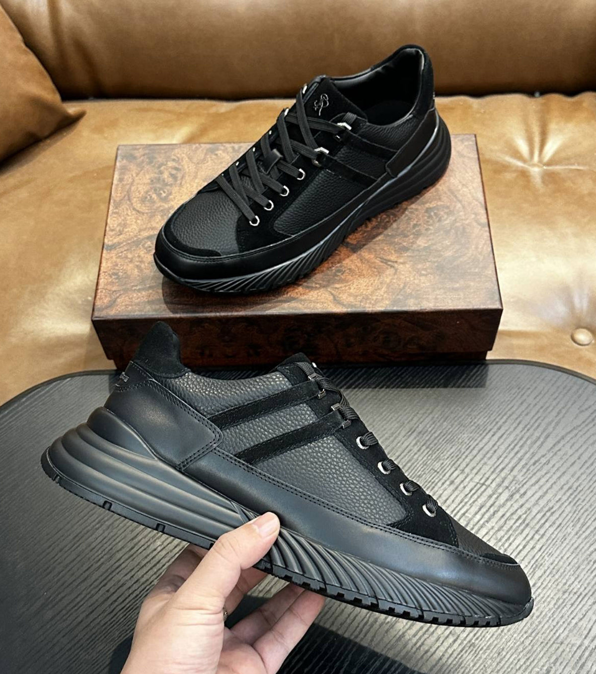 Кожени маратонки