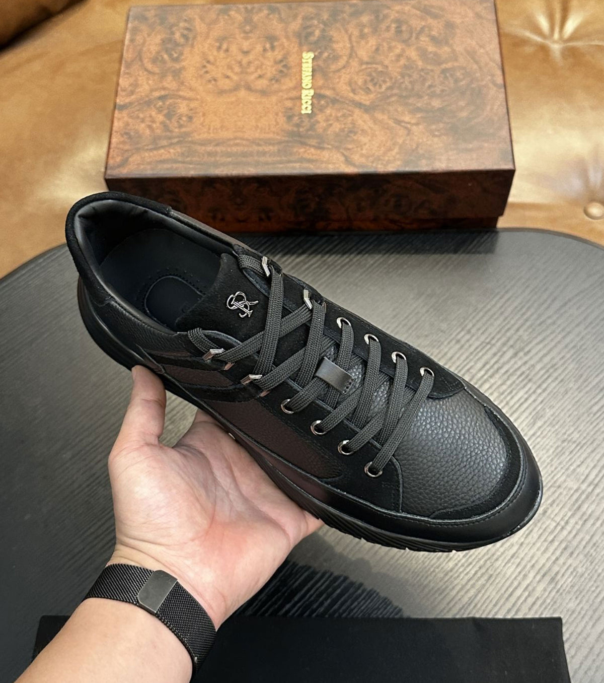 Кожени маратонки