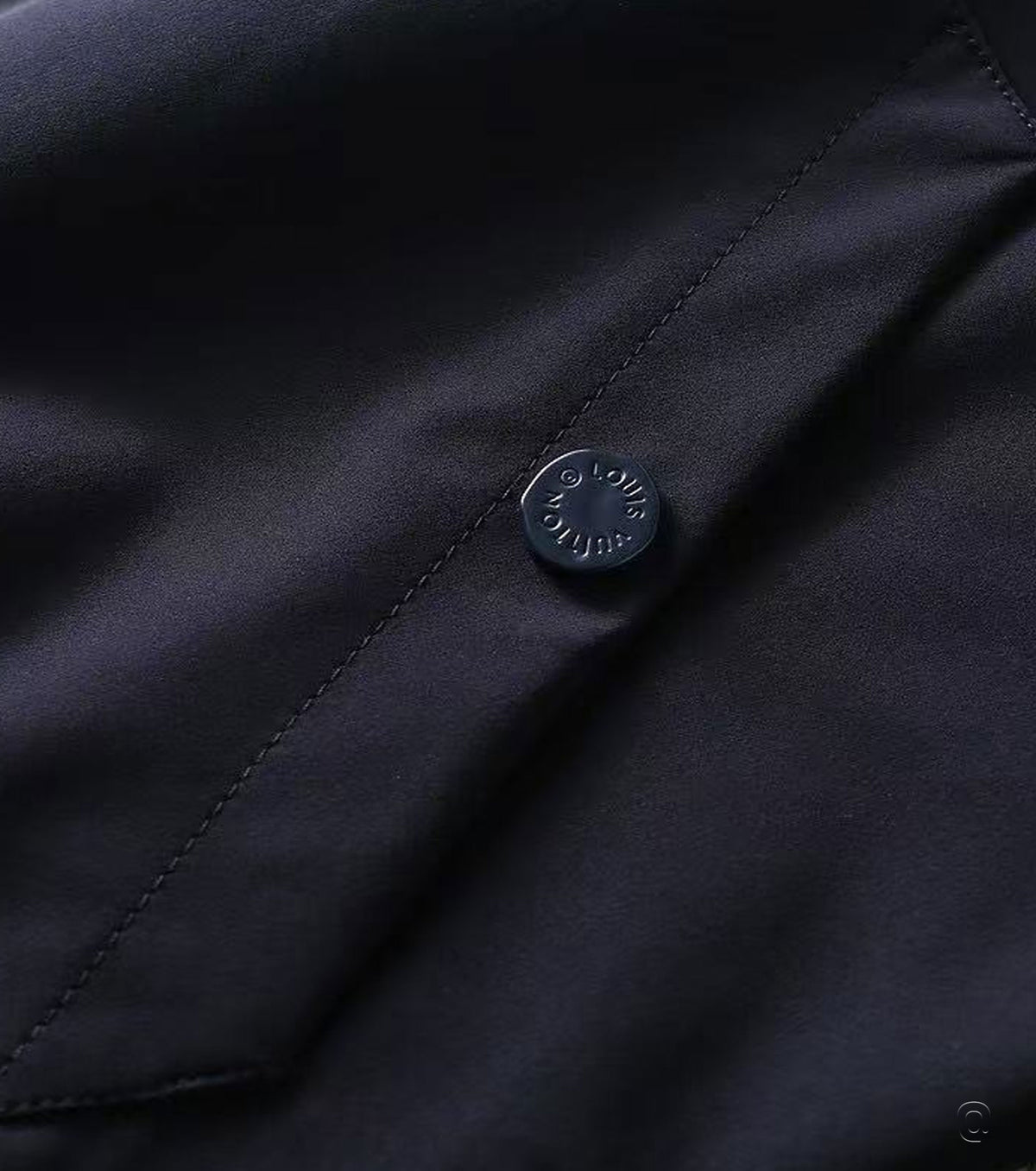 Мъжки бомбър