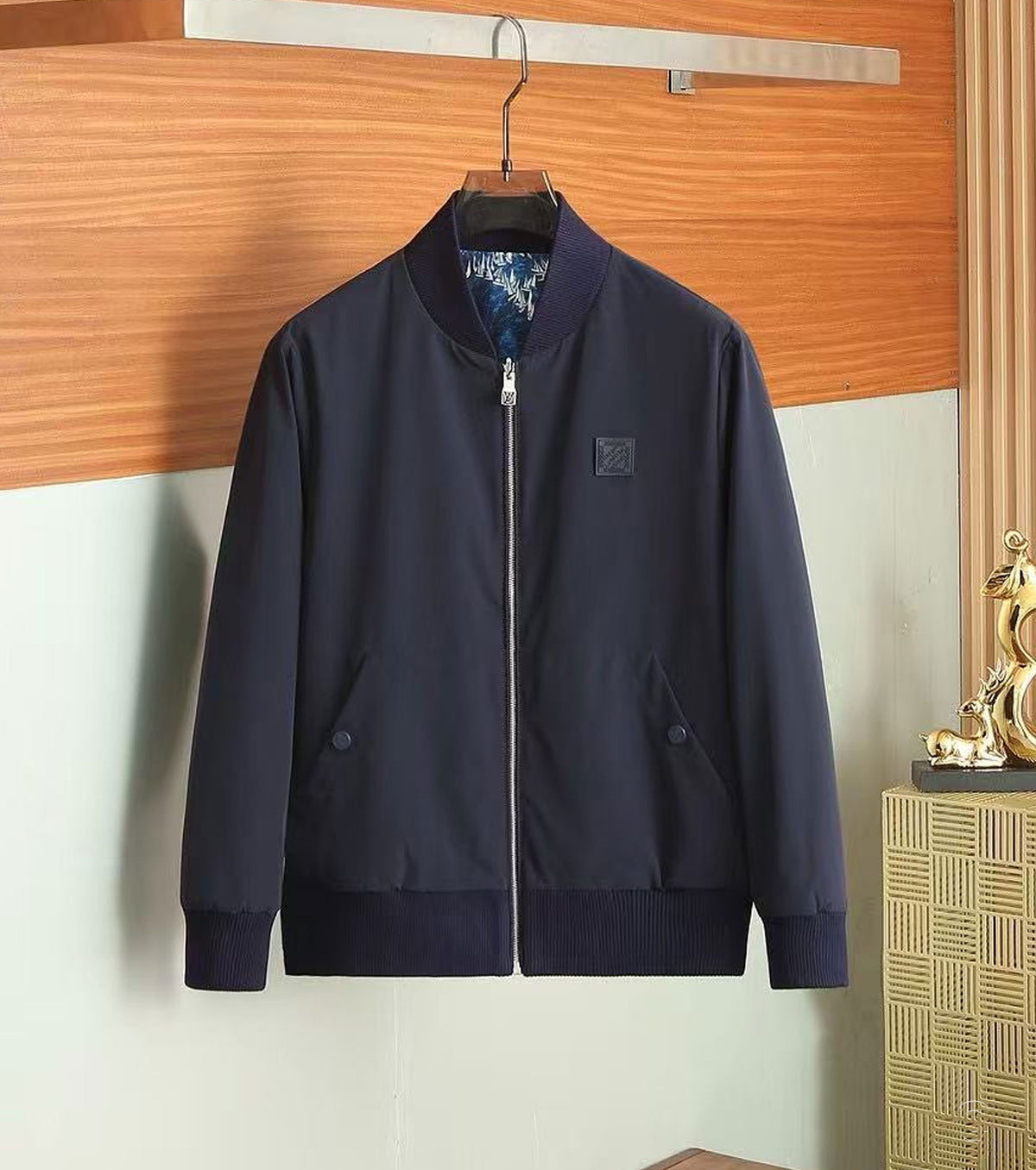 Мъжки бомбър