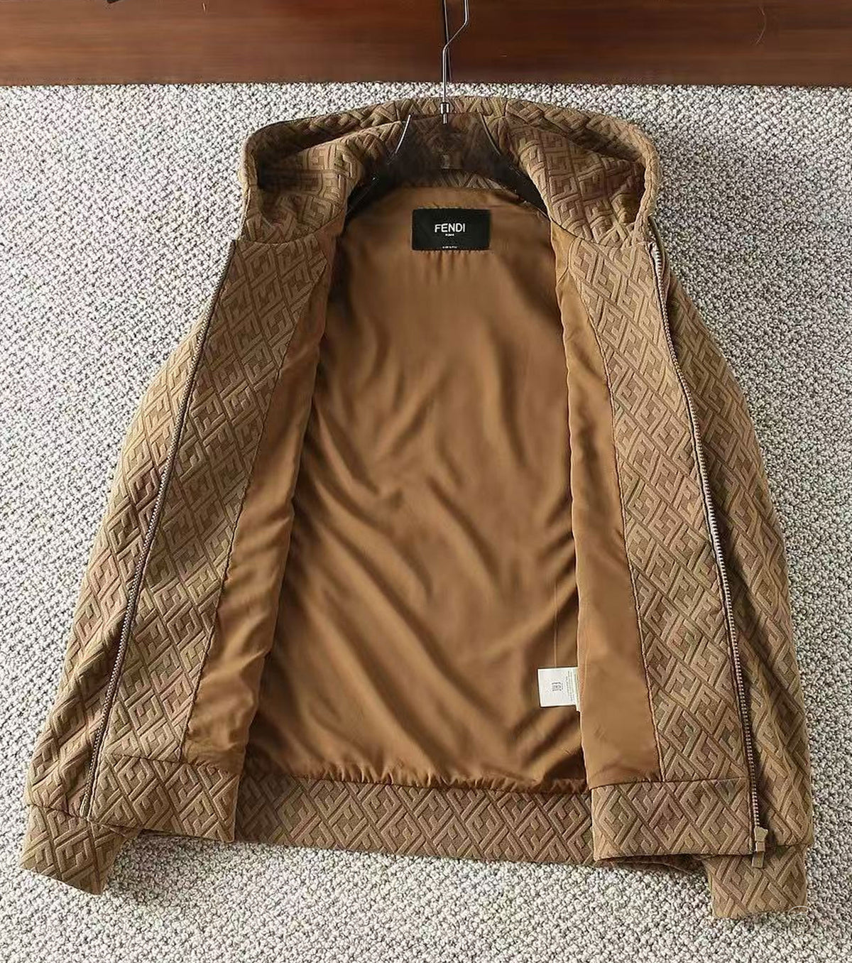 Мъжки суитшърт с цип