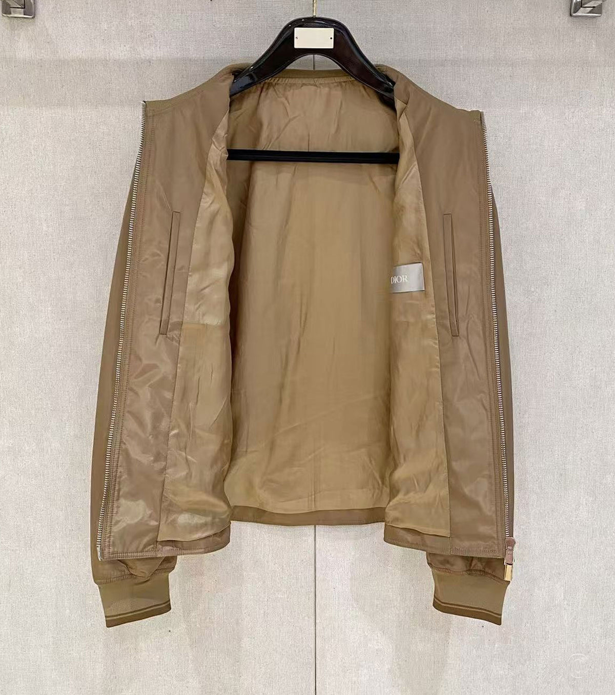 Мъжка ветровка