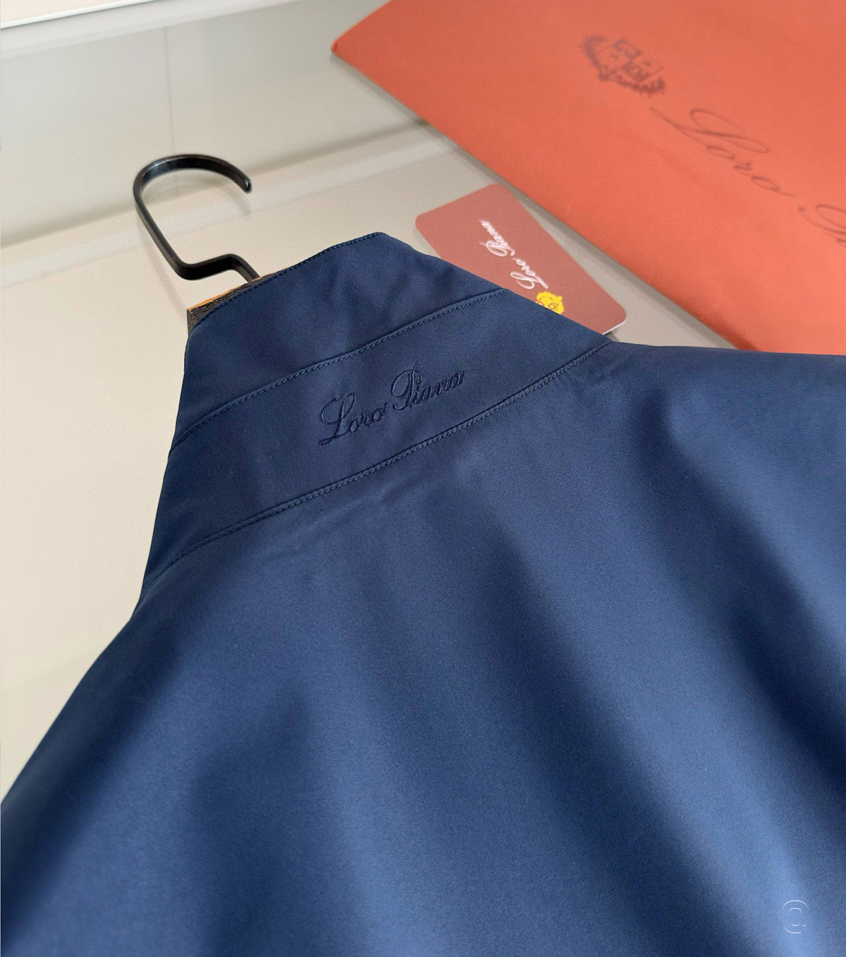 Мъжко преходно яке