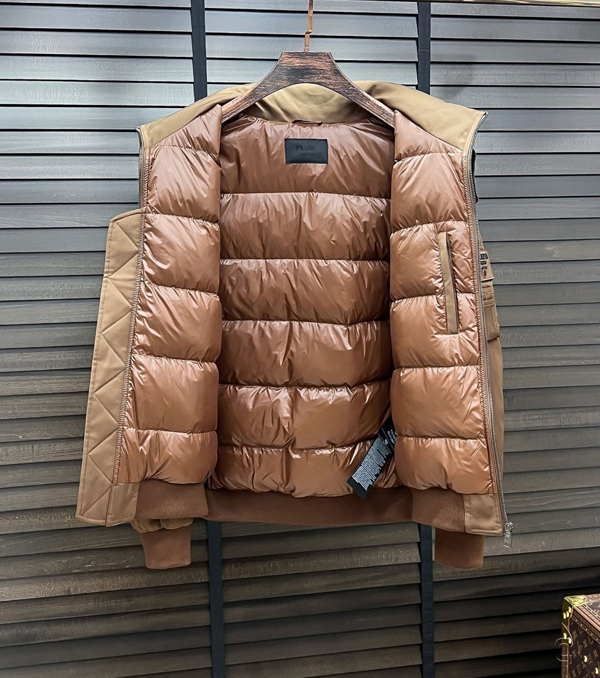 Пухено яке тип „авиатор“